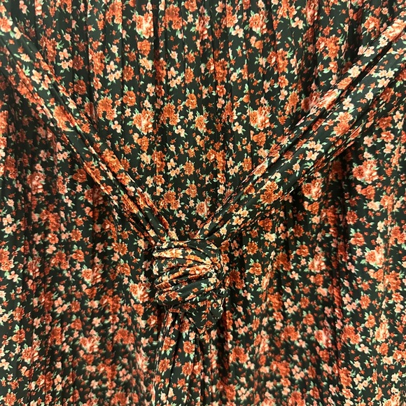 Floral Zara Skirt - Picture 3 of 4